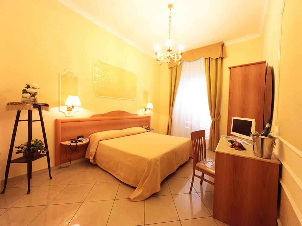 Hotel Casablanca Nápoles Habitación foto