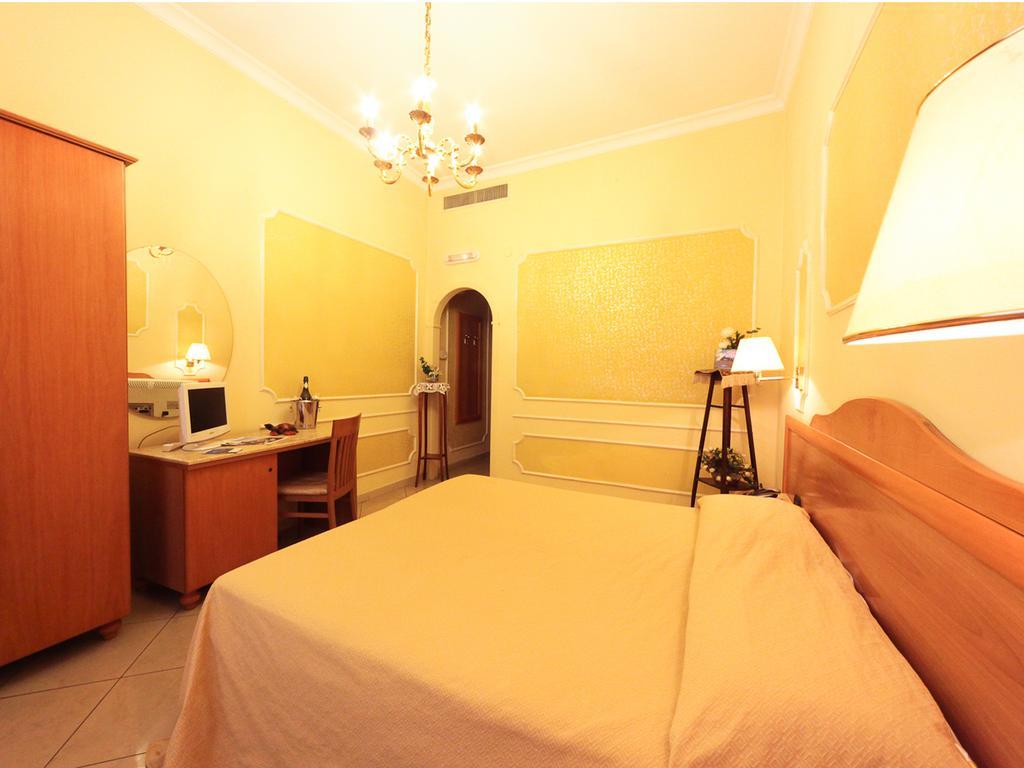 Hotel Casablanca Nápoles Habitación foto